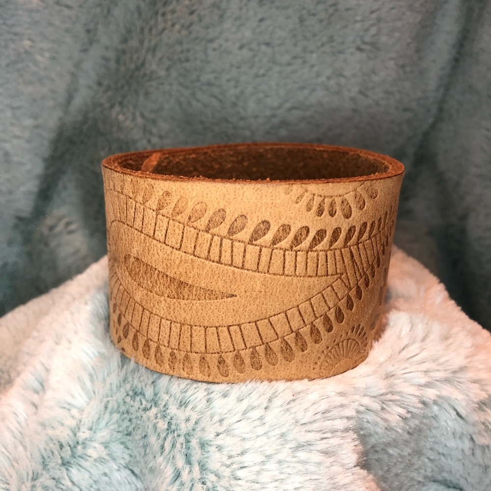 Bracelet - Handmade from genuine leather belt